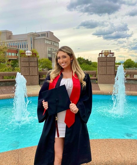 Kayla A schauspielerin heiße galerien