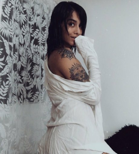 sunmoonlia nackt erotische galerien