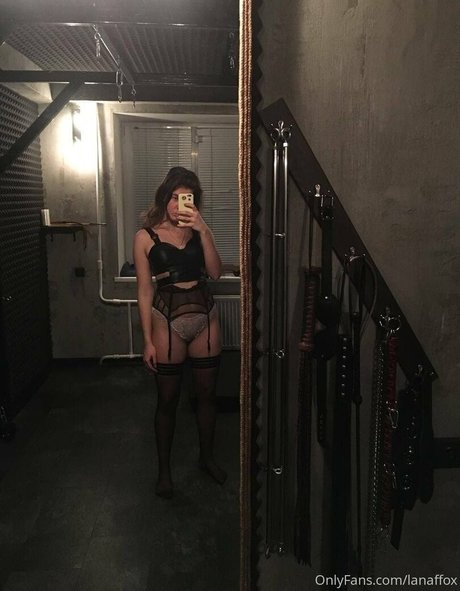 lanaffox model nackten foto