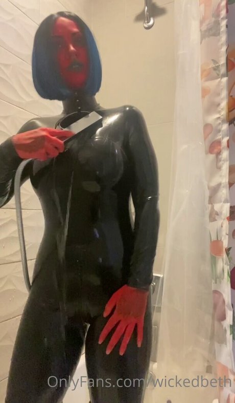 Wicked Beth schauspielerin hübsche fotos