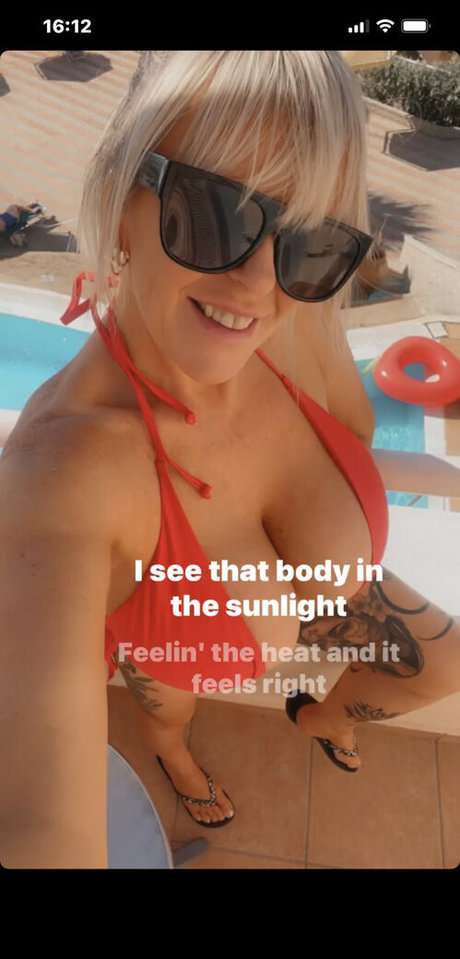 Mollyjfoxx perfekte nackte bilder