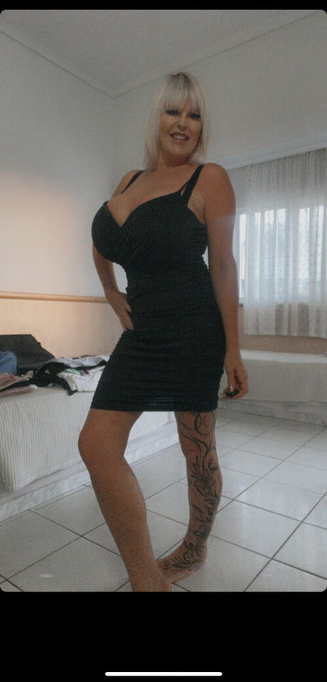 Mollyjfoxx heiße schöne bilder