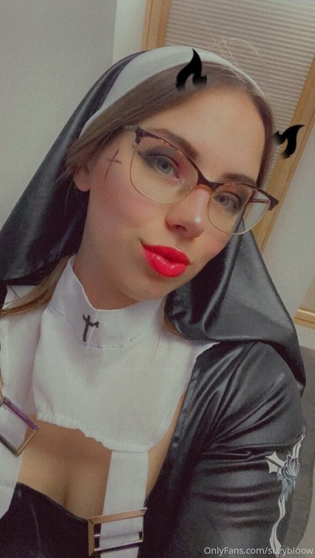 suzybloow pornostar sex fotos