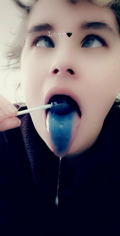 humpday addams sexy bild