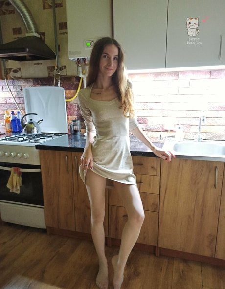 littlekiss ka feet model schöne galerien