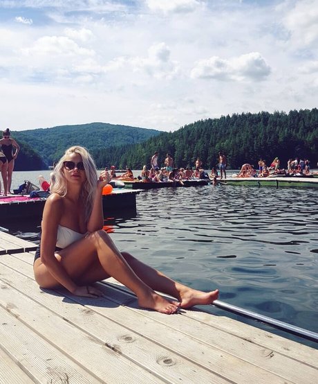 swingerfrau onlyfans hd schöne bilder