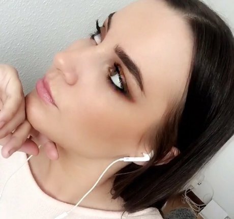 Katrina Maria erotische nackt bilder