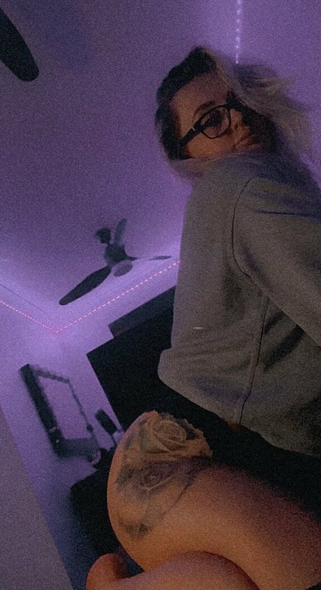 alexa raee nacktheit erotische bild