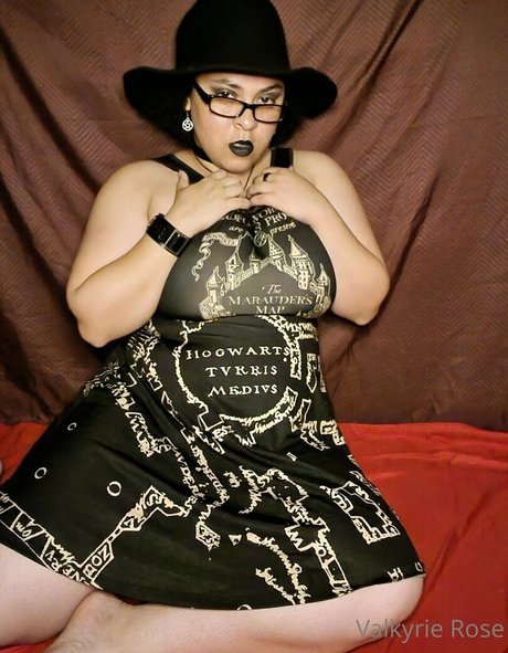 valkyrie rose freee nacktheit bild