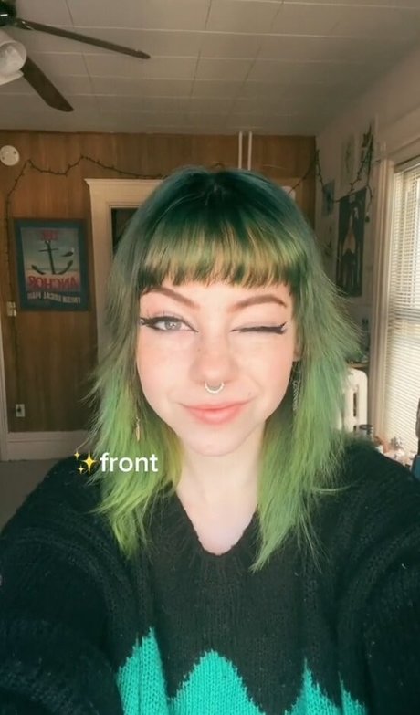 OkayGnomie beste akt foto