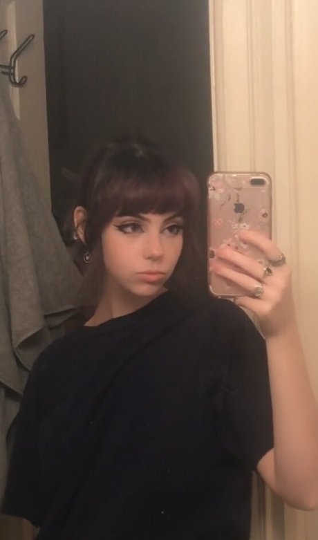 OkayGnomie erotische nackt archiv