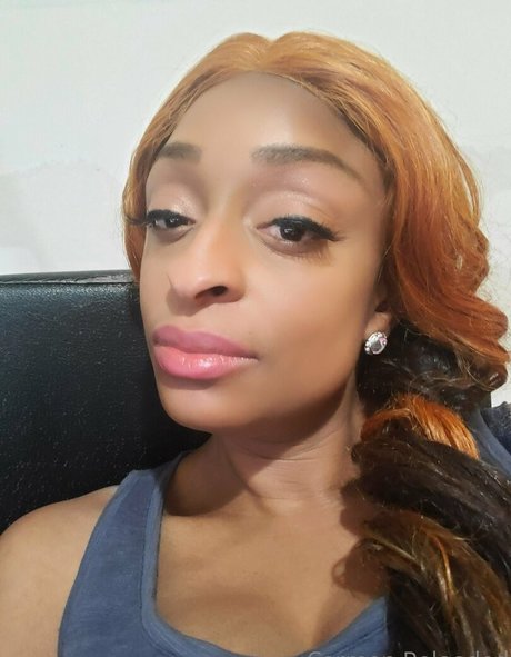 therealcarmenhayes model fotos