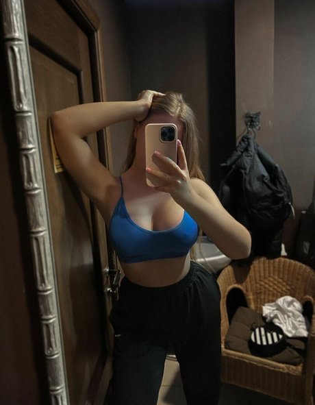 natasha westyy exklusive hübsche fotos