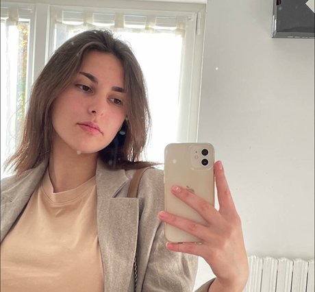 Clarisse Dupont hd erwachsene archiv