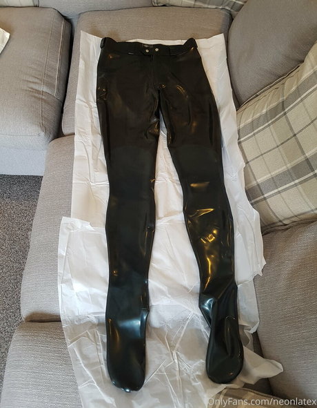 neonlatex sexy top archiv