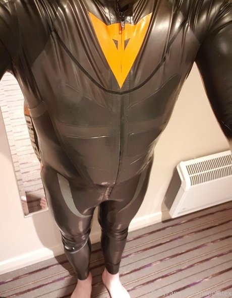 neonlatex sexy nackte foto