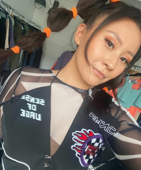 Yinsu Collins pornostar xxx foto