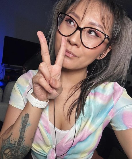 Yinsu Collins sexy pornografische galerien