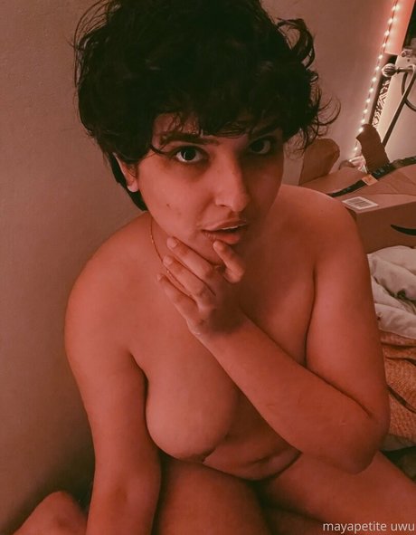 mayapetite model nackten bild