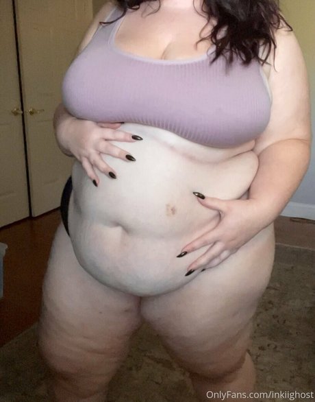 inkiighost model freie bild