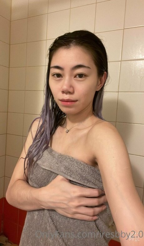 iresbby2 0 exklusive nackten galerie