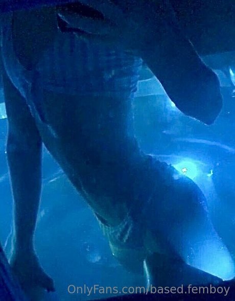 based femboy pornostar akt bild