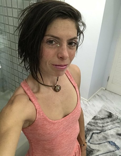 lizbecheeky hd pornostar bild