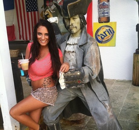 Emma Lynn Slavin kunst porno galerie