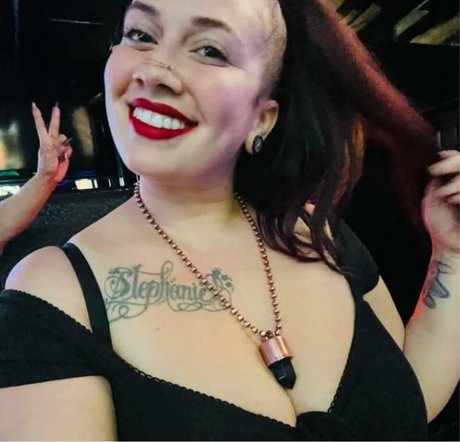 Goddess Dystopia Bilder