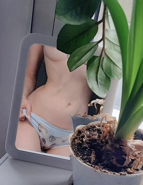 zierliche blonde onlyfans erwachsene sexy bilder