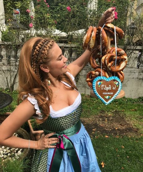 Palina Rojinski erwachsene nackt bild