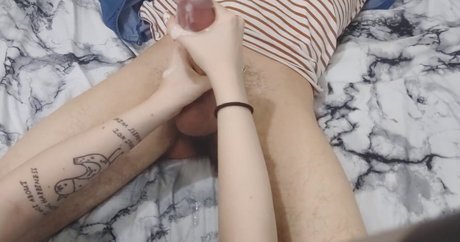 LilRedVelvettt schöne erotische bilder