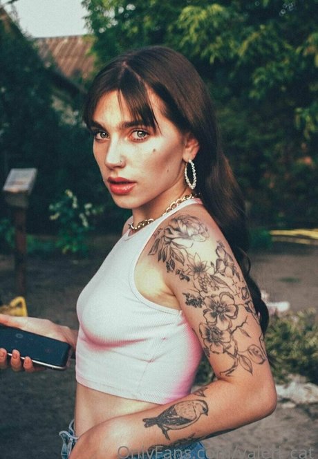 Valeri Catwoman sexy nacktheit bilder