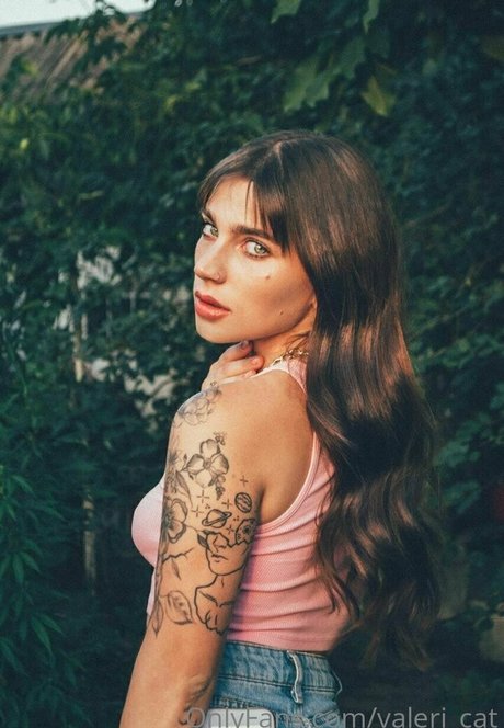 Valeri Catwoman erwachsene akt bild