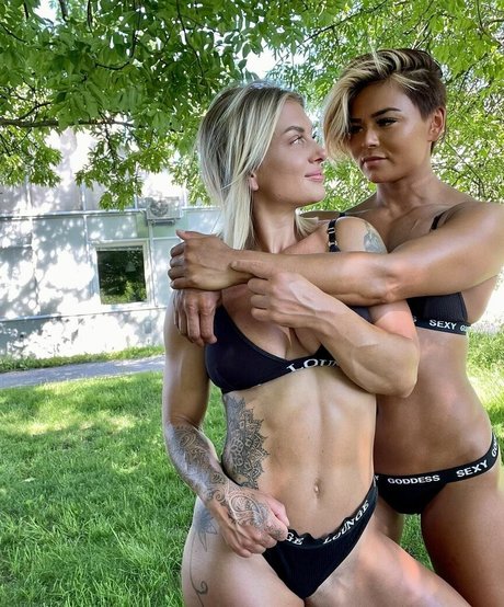 Caroline Aspenskog perfekte top archiv