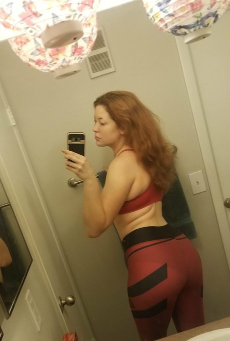 kellykirstein erwachsene nackte bilder