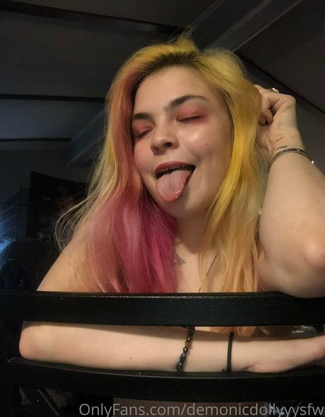 demonicdollyyysfw nackt erotische archiv