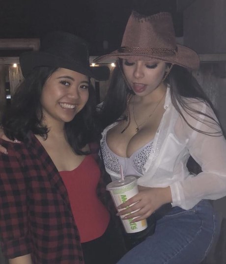 Reema Rochelle pornostar perfekte galerien