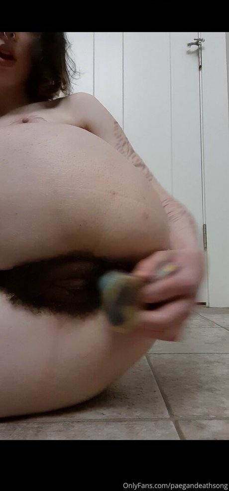 paegandeathsong erotische nackt foto