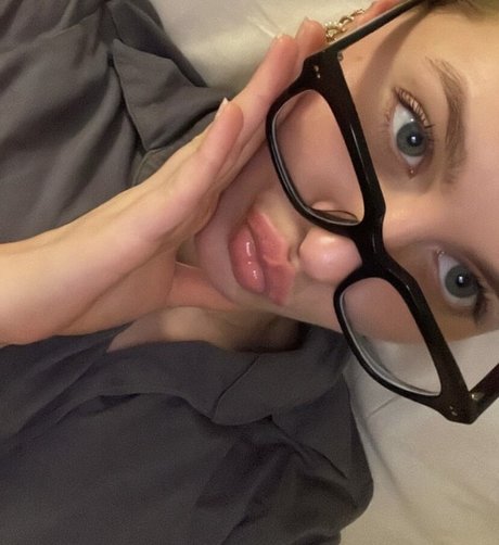 Natasha Bure schöne exklusive archiv