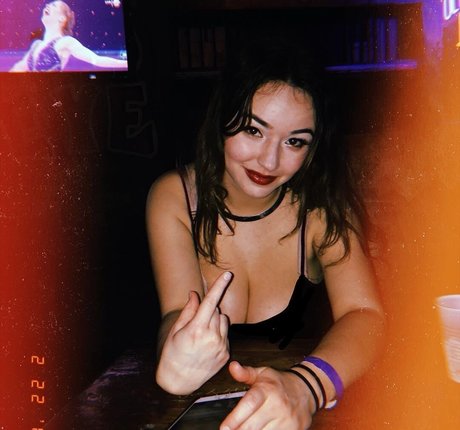 Julia F schöne erotische bilder