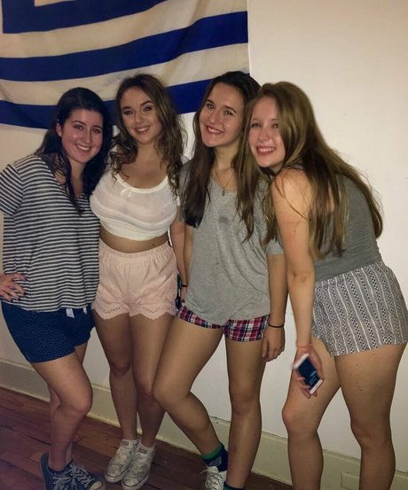 Julia F perfekte pornostar fotos