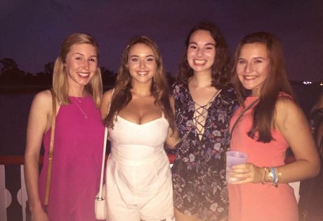 Julia F hübsche xxx archiv