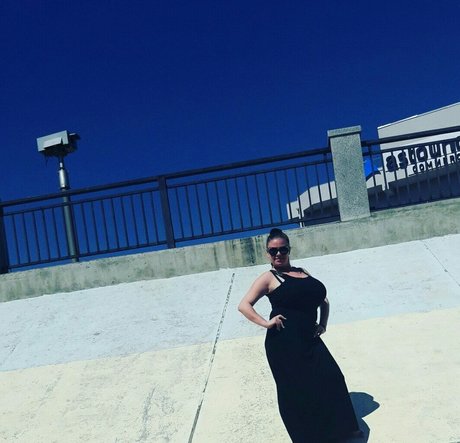 Nadin Shcherban beste freie bild