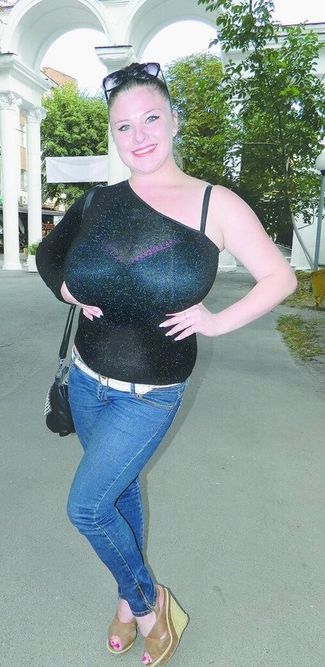 Nadin Shcherban perfekte pornographische galerien