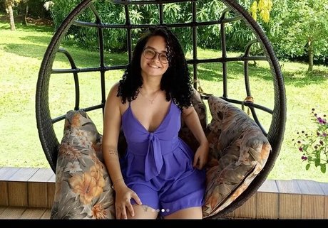 isadosra heiße erwachsene fotos