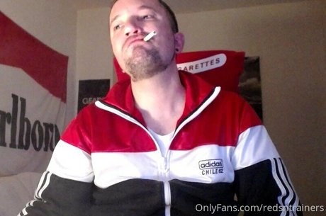 redsntrainers nackt pornografische bild