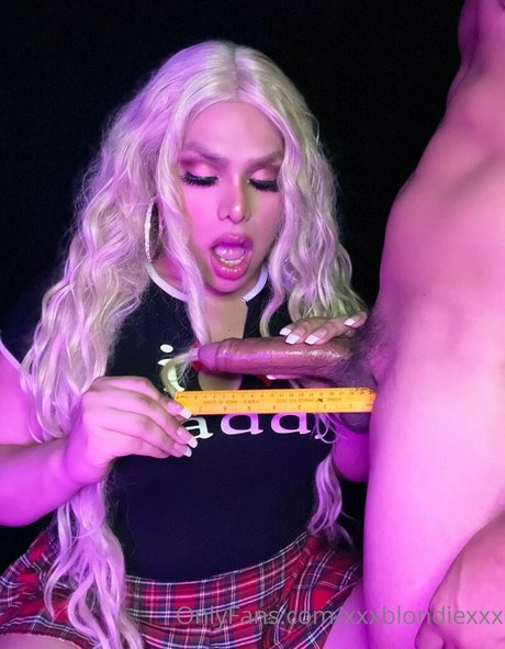 xxxblondiexxx freie schöne bild