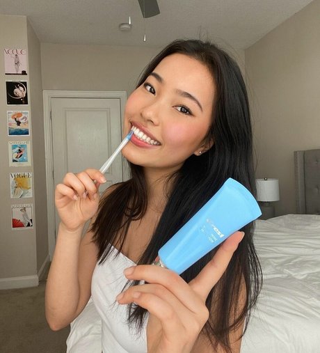 Marissa Ren schöne exklusive bild