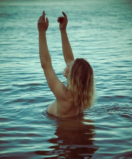 Sheila Mello nackt hübsche archiv